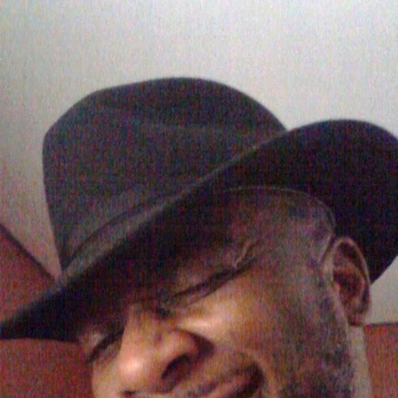 Meet your Posher, Sam - Picture 1 of 1